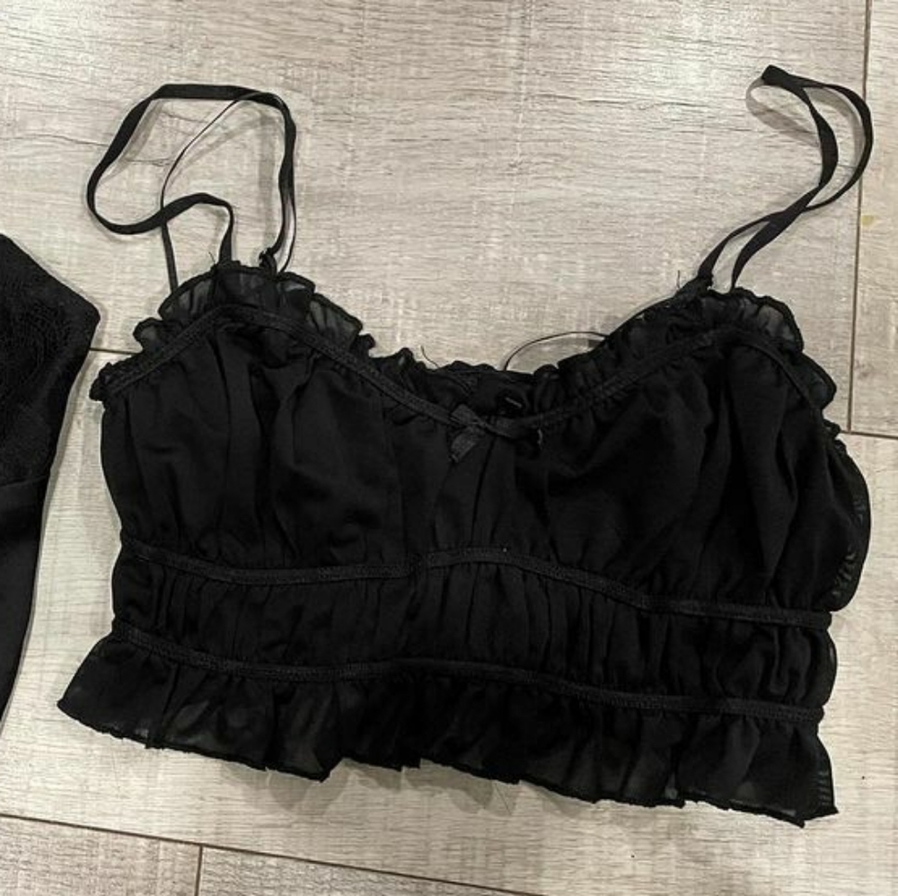 Black cropped top